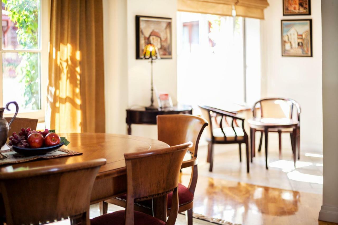 Classy Old Town Apartments By Reside Baltic Vilnius Bagian luar foto